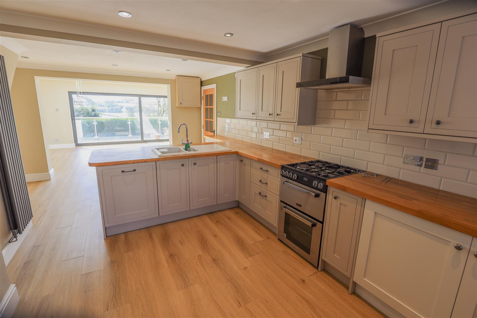 11 Porth-Y-Green Close, Llanblethian, Cowbridge, Vale Of Glamorgan, CF71 7JR